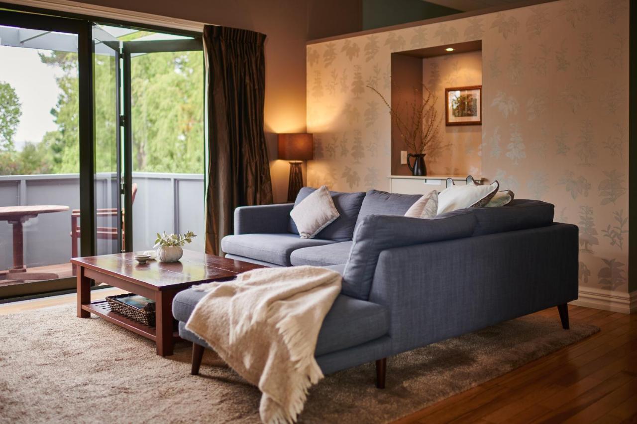 Parehua Resort Martinborough Εξωτερικό φωτογραφία A living room