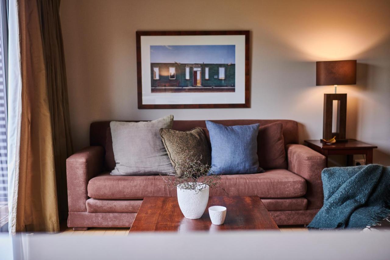 Parehua Resort Martinborough Εξωτερικό φωτογραφία A living room